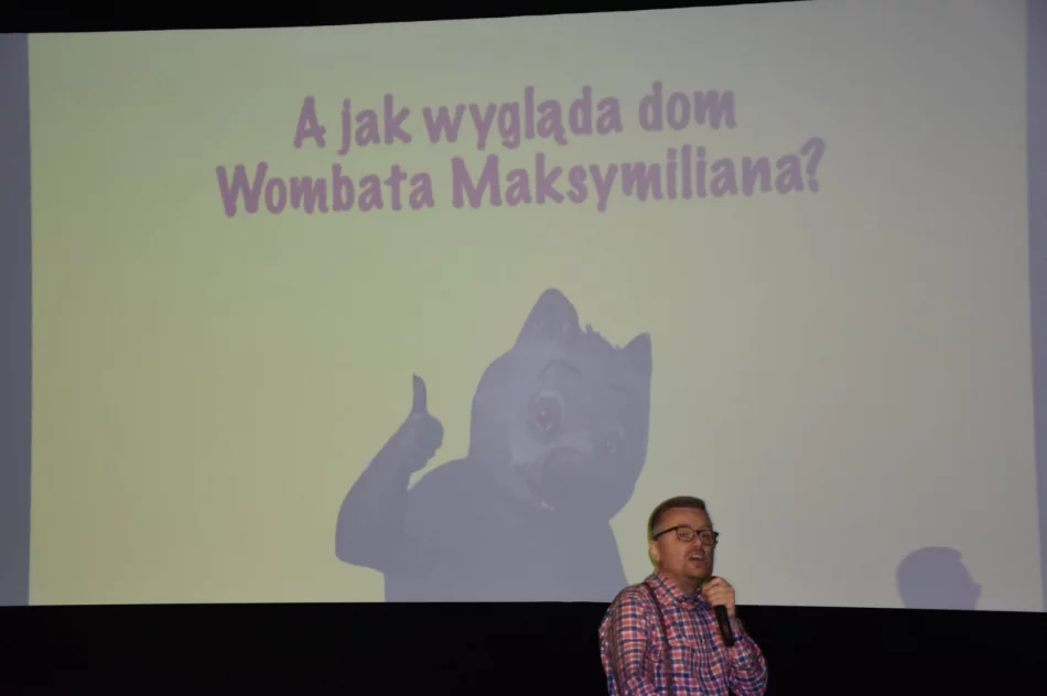 Młodzi czytelnicy spotkali się z autorem książek dla dzieci Marcinem Koziołem - zdjęcie 6