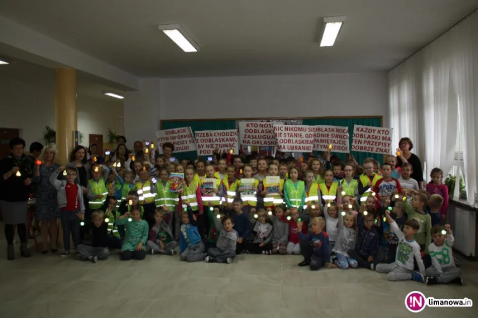 Zespół Szkół nr 1 w Męcinie w konkursie „ODBLASKOWA SZKOŁA” - zdjęcie 3