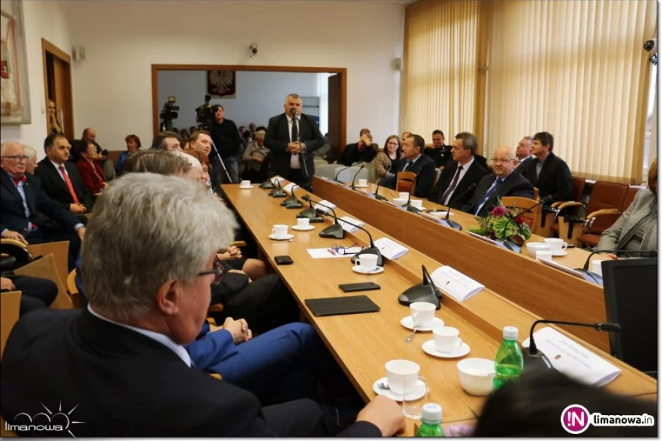 Spotkanie z Minister Rodziny, Pracy i Polityki Społecznej Elżbietą Rafalską - zdjęcie 3