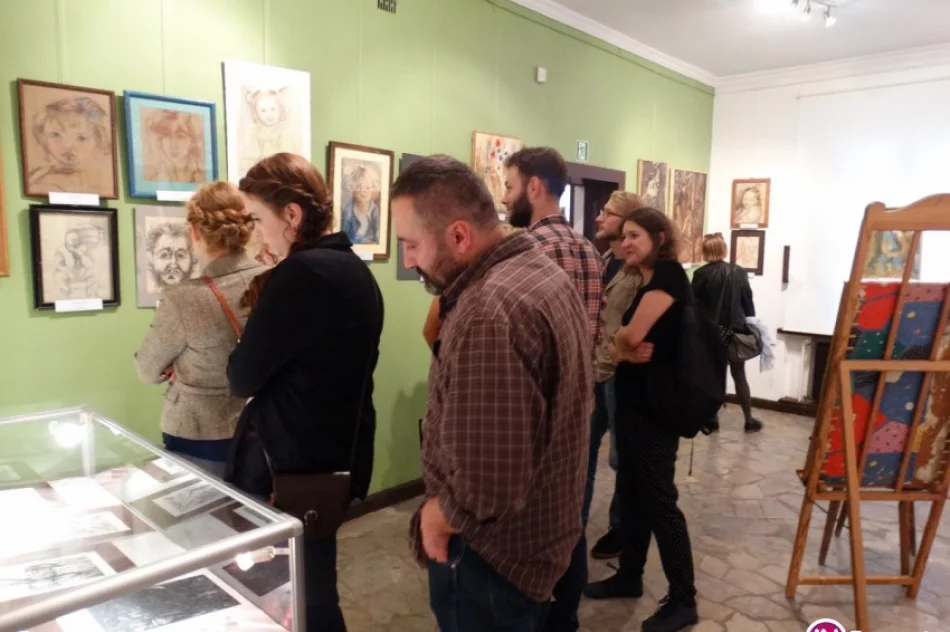 Wystawa prac pt. 'Jonatana' Śp. Jolanty Kłosowskiej - zdjęcie 2