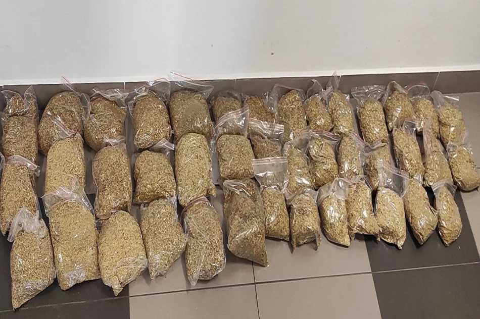 Policjanci przejęli nielegalny tytoń - zdjęcie 2