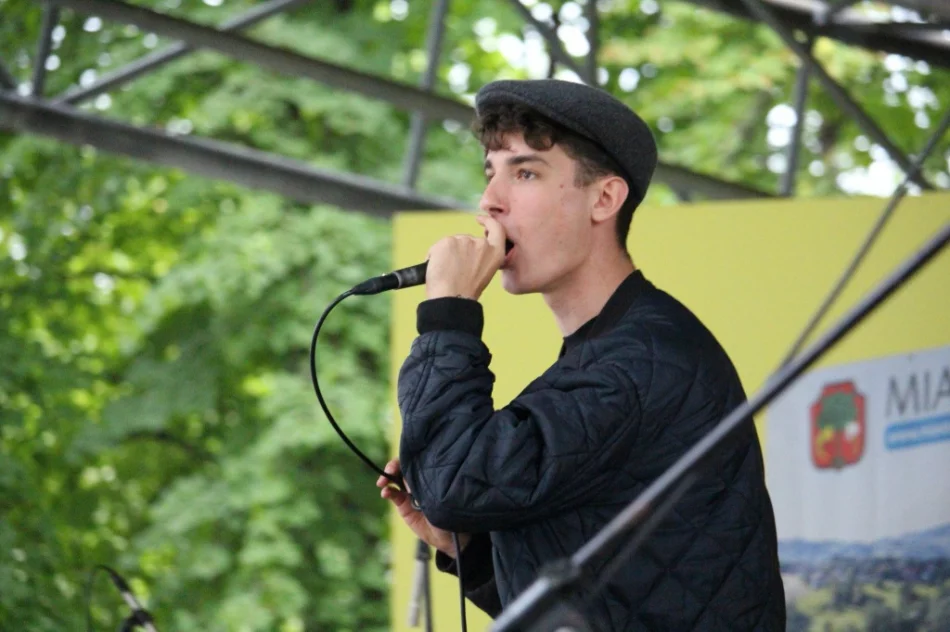 Rockowe muzykowanie w parku - zdjęcie 10