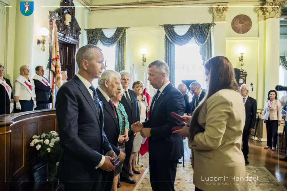 Działaczka "Solidarności" odznaczona - zdjęcie 11