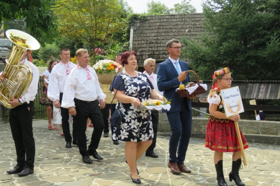 Mieszkańcy i turyści bawili się na dożynkach - zdjęcie 9