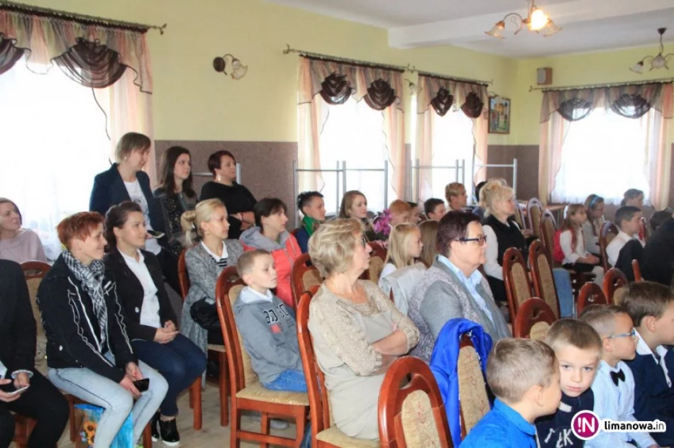Dzień Patrona Szkoły Podstawowej w Wysokiem oraz ślubowanie pierwszoklasistów - zdjęcie 4