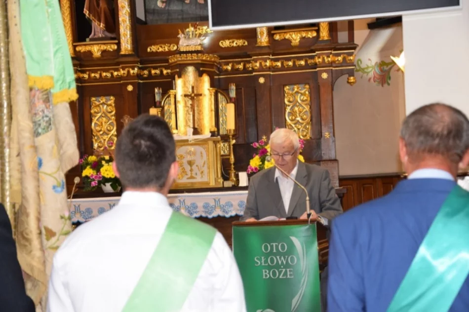 Oddano hołd ofiarom starć z policją - zdjęcie 5