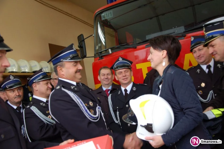 Nowe mundury dla druhów z gminy Limanowa - zdjęcie 2