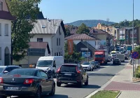 Miasto stoi w korkach - zdjęcie główne