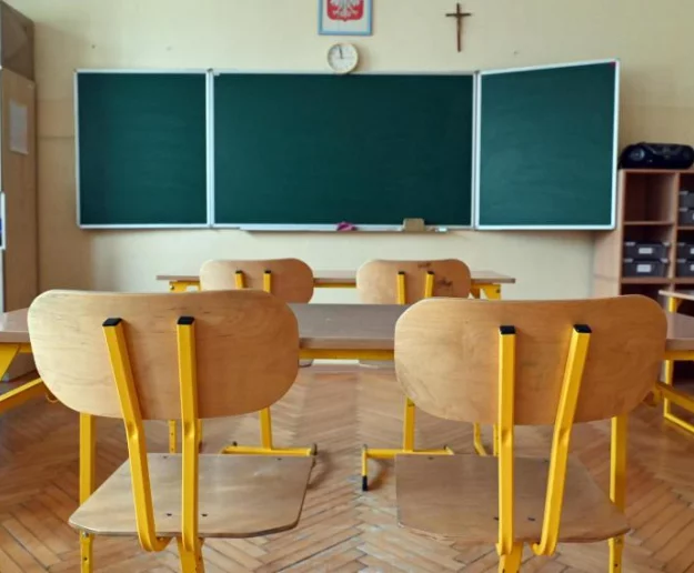 Jedna lekcja religii w tygodniu - przed lub po - zdjęcie główne