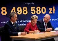 Pieniądze dla powiatu na odbudowę drogi - zdjęcie główne