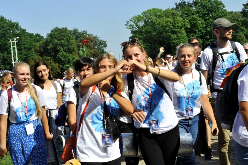 Pątnicy dotarli do celu jubileuszowej pielgrzymki - zdjęcie 12