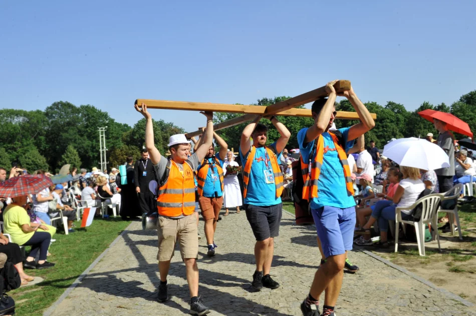 Pątnicy dotarli do celu jubileuszowej pielgrzymki - zdjęcie 13