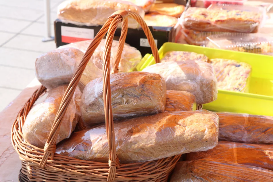 Mieszkańcy spotkali się z regionalnymi smakami - zdjęcie 3