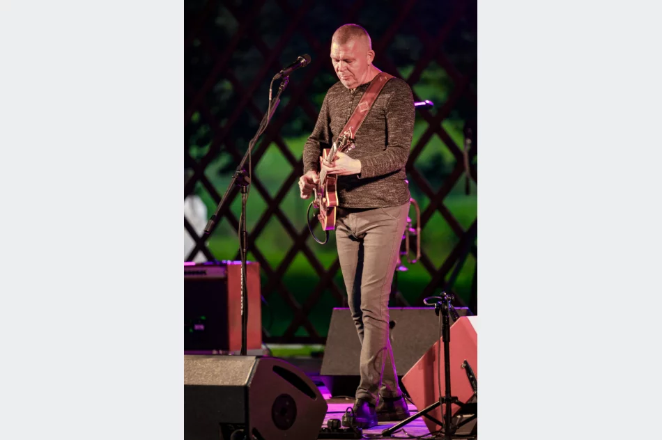 Jubileuszowy występ w plenerze - zdjęcie 11