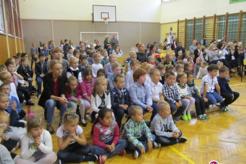 Ślubowanie klasy pierwszej - zdjęcie 3