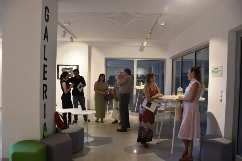 Wernisaż wystawy Malarstwo/Grafika Marka Jankisza w Miejskiej Galerii Sztuki - zdjęcie 2