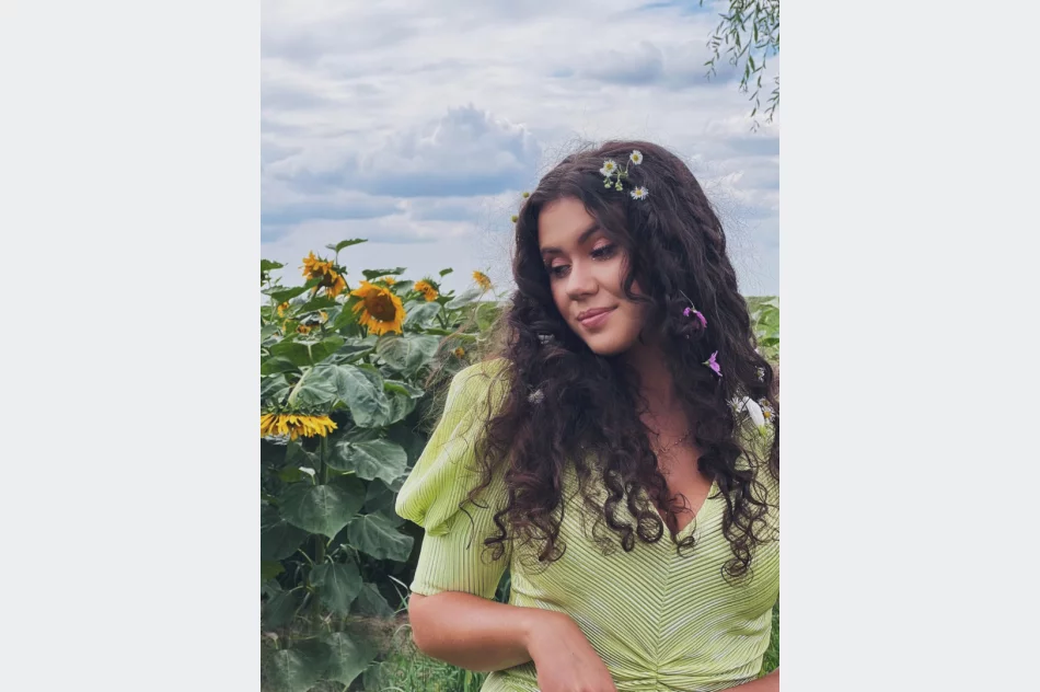 Obejrzyj nowy singiel Karoliny Szczurowskiej! - zdjęcie 5