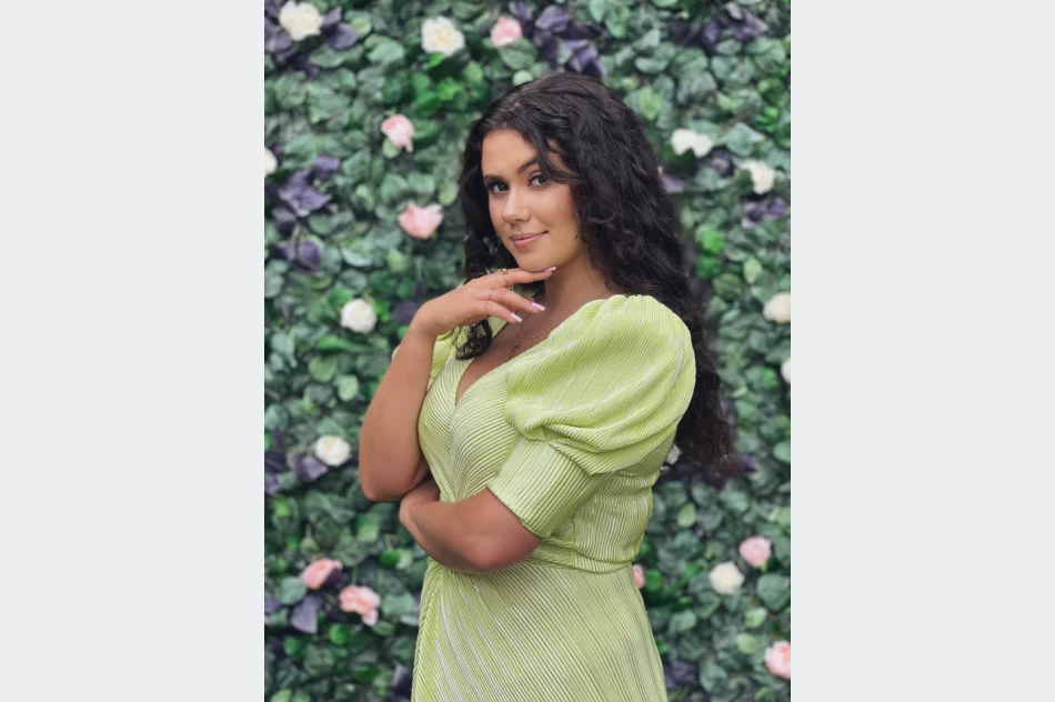 Obejrzyj nowy singiel Karoliny Szczurowskiej! - zdjęcie 7