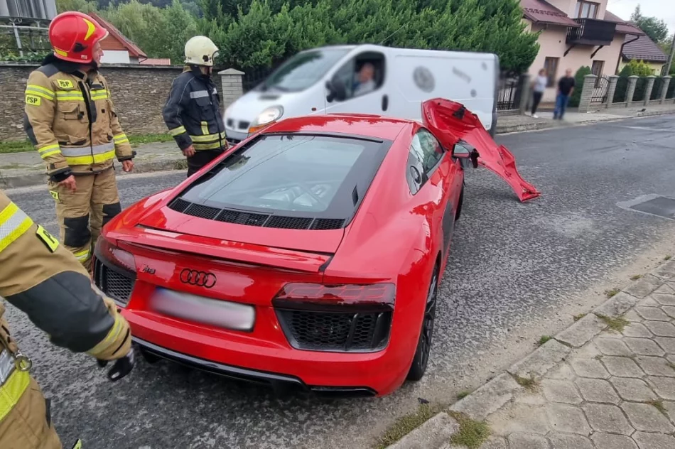 Rozbił Audi na ogrodzeniu - zdjęcie 3