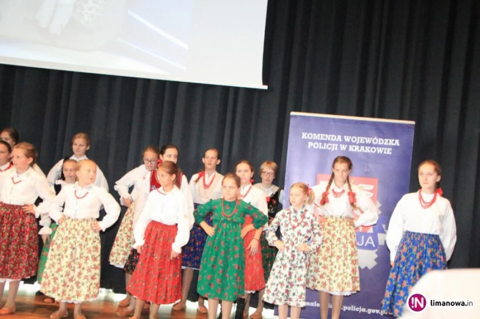 Zespół Szkół w Pasierbcu z Certyfikatem „Szkoła Promująca Bezpieczeństwo” - zdjęcie 2