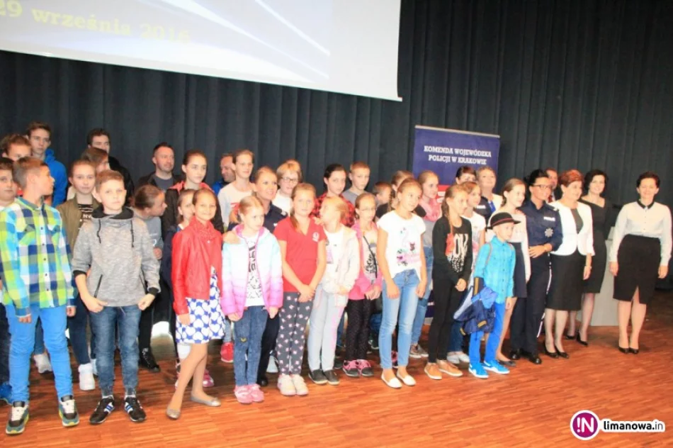 Zespół Szkół w Pasierbcu z Certyfikatem „Szkoła Promująca Bezpieczeństwo” - zdjęcie 4