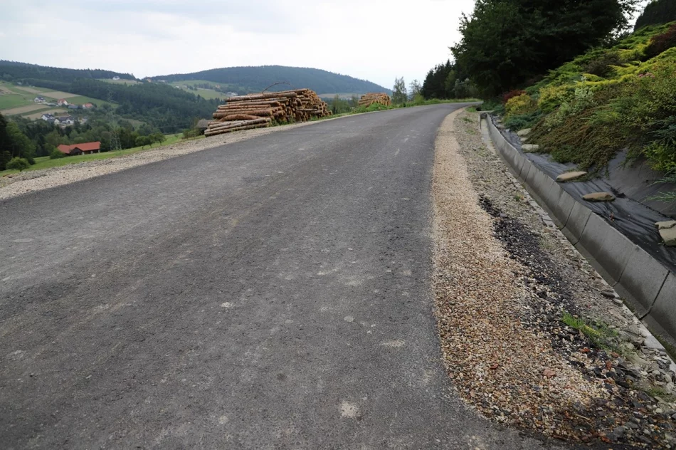 Remont 2,5 km drogi za 1,5 mln zł - zdjęcie 8