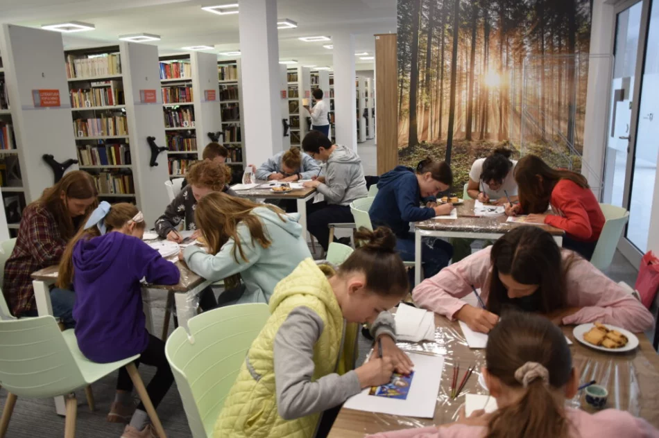 Wakacje 2022 w Miejskiej Bibliotece Publicznej - zdjęcie 6