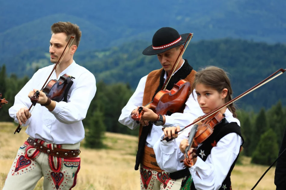 Po raz XXII na szczycie spotkali się pasjonaci Beskidu Wyspowego - zdjęcie 6