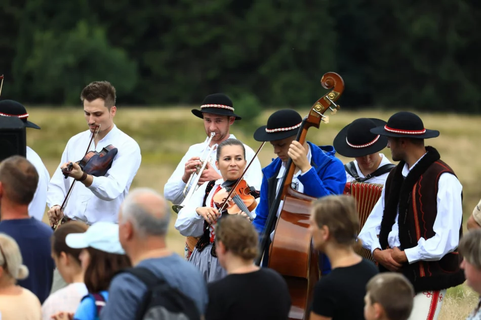 Po raz XXII na szczycie spotkali się pasjonaci Beskidu Wyspowego - zdjęcie 9