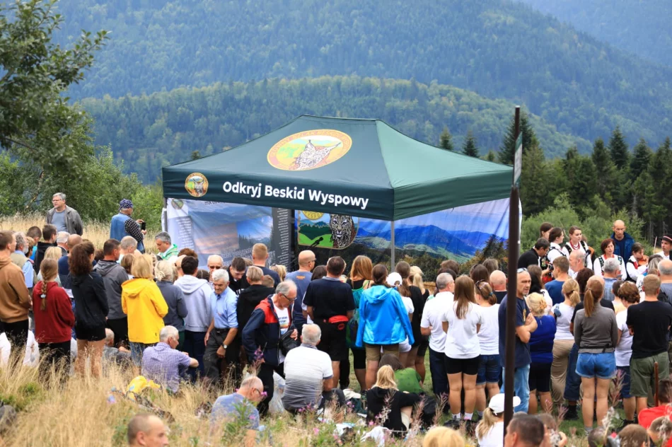 Po raz XXII na szczycie spotkali się pasjonaci Beskidu Wyspowego - zdjęcie 18