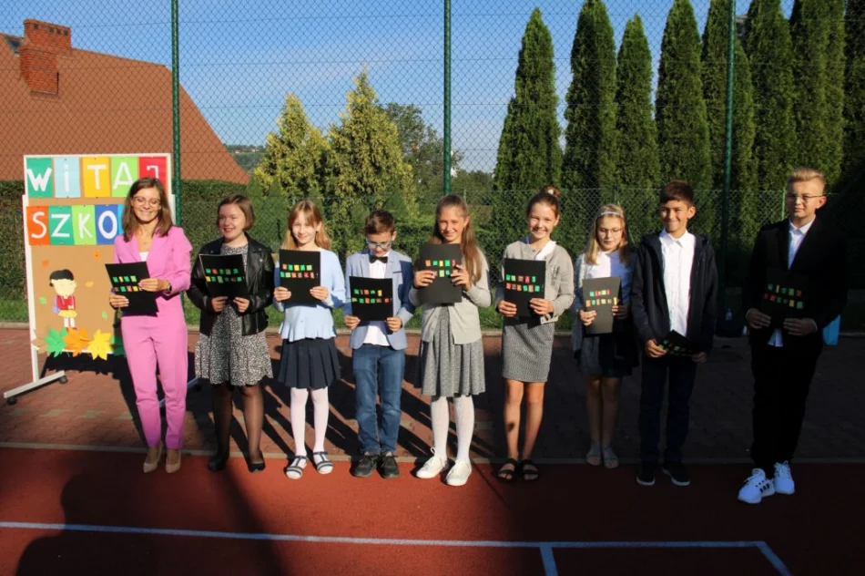 Początek roku szkolnego w miejskich szkołach  - zdjęcie 8