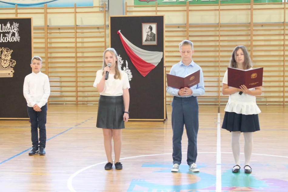 Początek roku szkolnego w miejskich szkołach  - zdjęcie 12