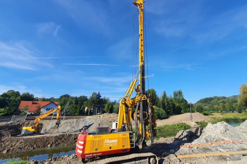 Przygotowania pod przyczółki i prace przy łączniku - zdjęcie 6