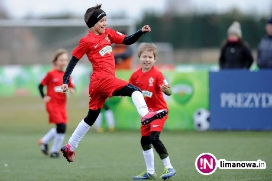 Ruszają zapisy do XVII edycji Turnieju „Z Podwórka na Stadion o Puchar Tymbarku” - zdjęcie 3