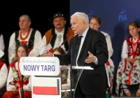 Jarosław Kaczyński w Nowym Targu:  trzeba palić wszystkim, poza oponami czy podobnymi - zdjęcie główne