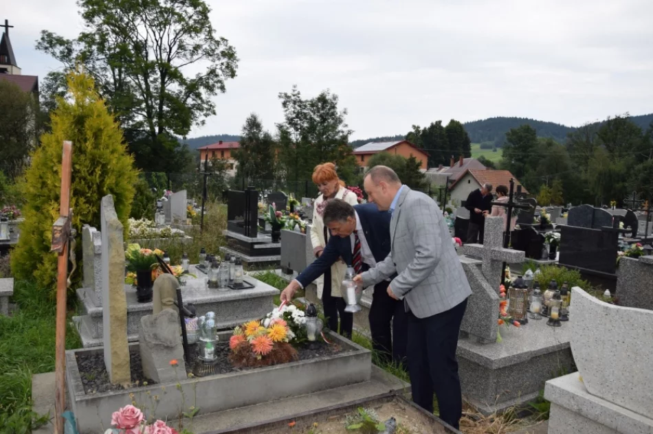 Pamiętali o 83. rocznicy walk - zdjęcie 2