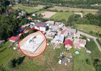 Na romskim osiedlu powstaje kolejna samowola budowlana - zdjęcie główne