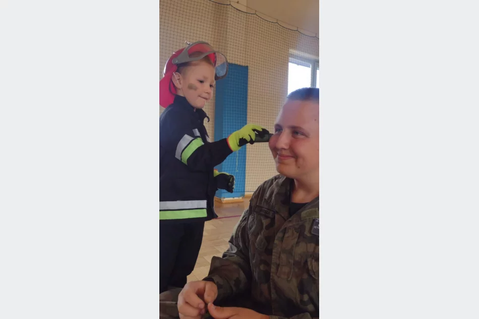 Strażacko-wojskowe spotkanie dzieci i młodzieży - zdjęcie 5