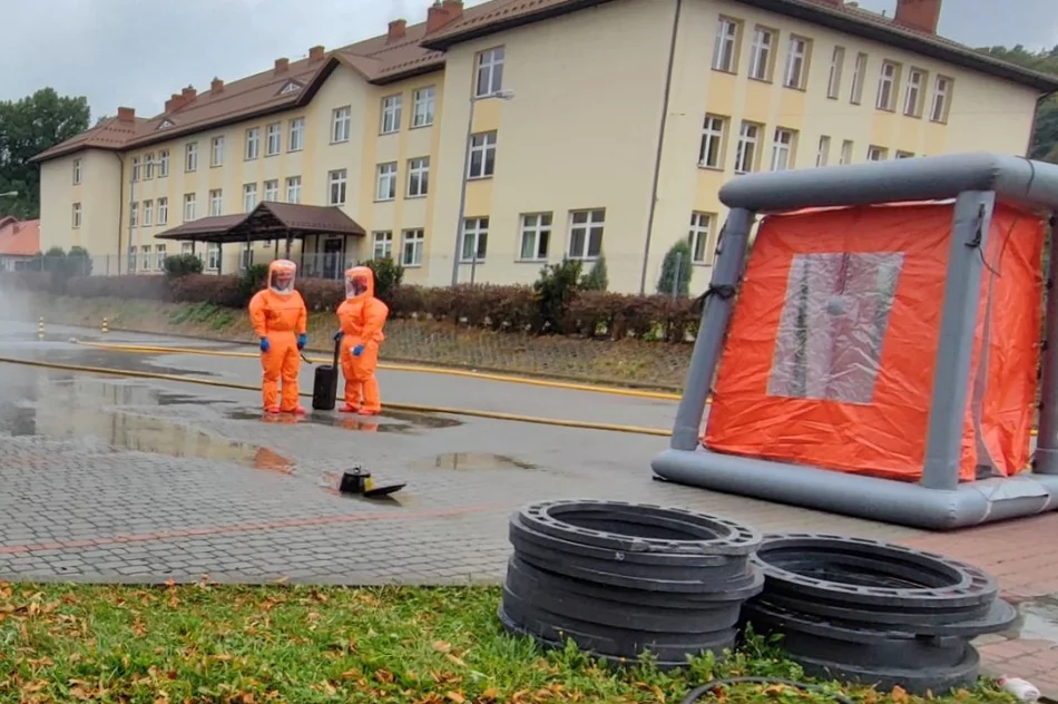 Ćwiczenia specjalistycznych grup strażackich - zdjęcie 8