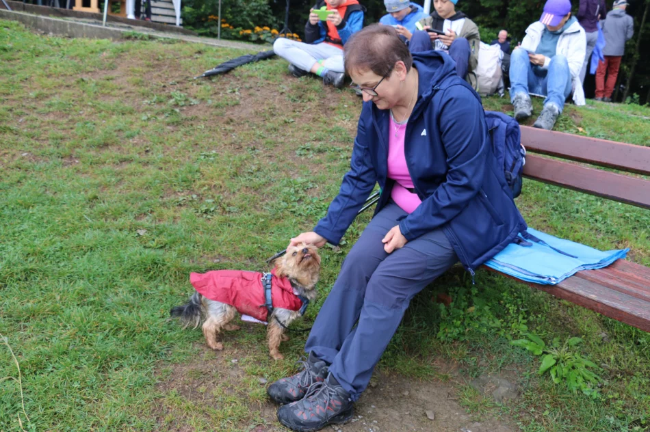 W ramach akcji „Odkryj Beskid Wyspowy” 11 września turyści spotkali się na Miejskiej Górze - zdjęcie 13