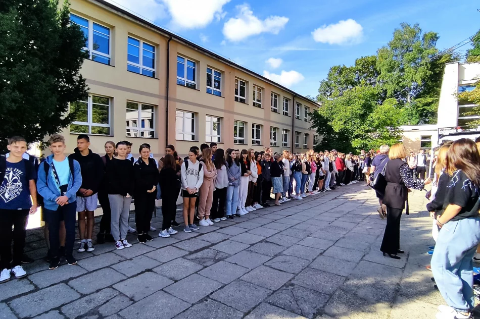 Ewakuowali ponad 1100 osób w czasie 2-3 minut - zdjęcie 5