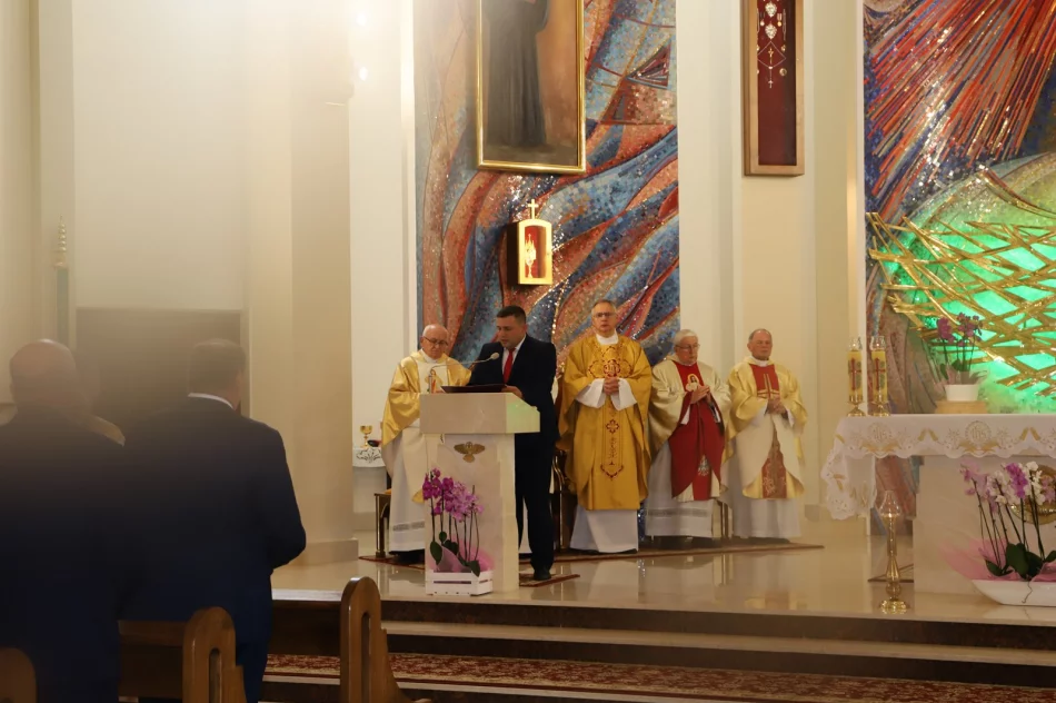 Uroczyste obchody jubileuszu 30-lecia Gminy Limanowa - zdjęcie 9