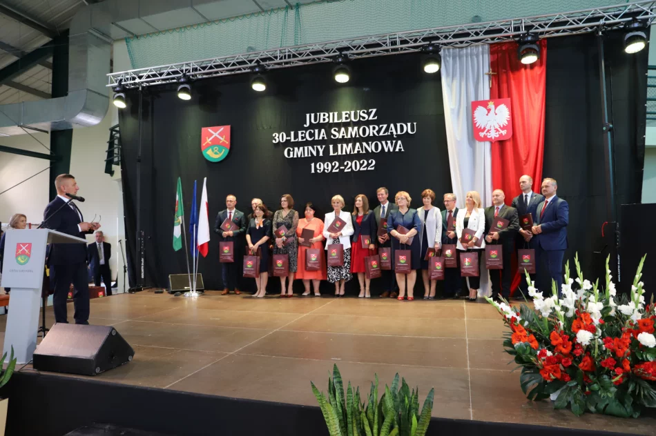 Podsumowali trzy dekady samorządu - zdjęcie 11