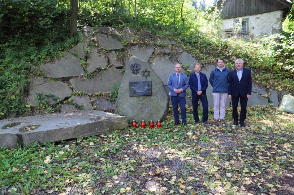 Upamiętnienie w 83. rocznicę zbrodni - zdjęcie 4