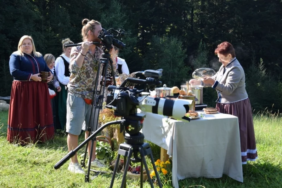Aktor zakochał się w... Zagórzańskich Dziedzinach - zdjęcie 11