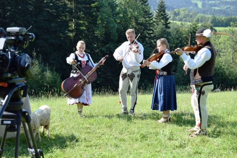 Aktor zakochał się w... Zagórzańskich Dziedzinach - zdjęcie 18