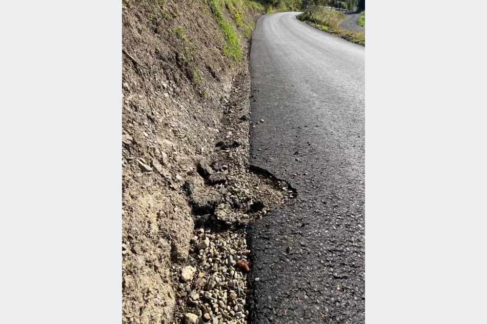 Nowy asfalt można zbierać… palcami - zdjęcie 4