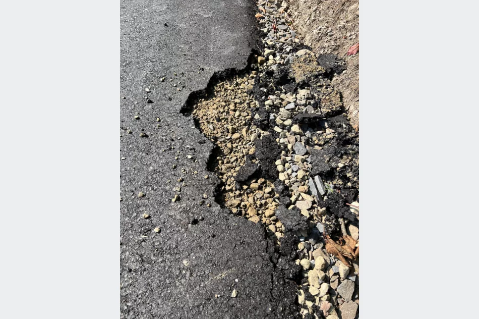 Nowy asfalt można zbierać… palcami - zdjęcie 7