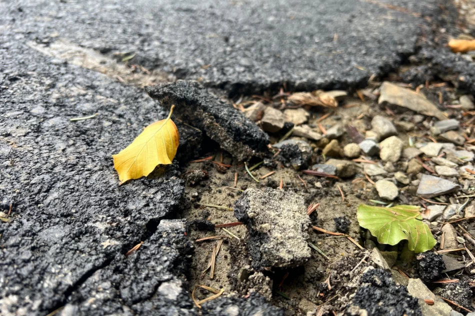 Nowy asfalt można zbierać… palcami - zdjęcie 8