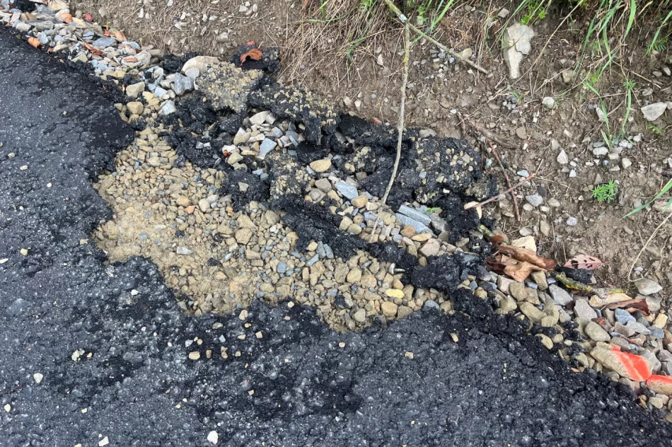 Nowy asfalt można zbierać… palcami - zdjęcie 15